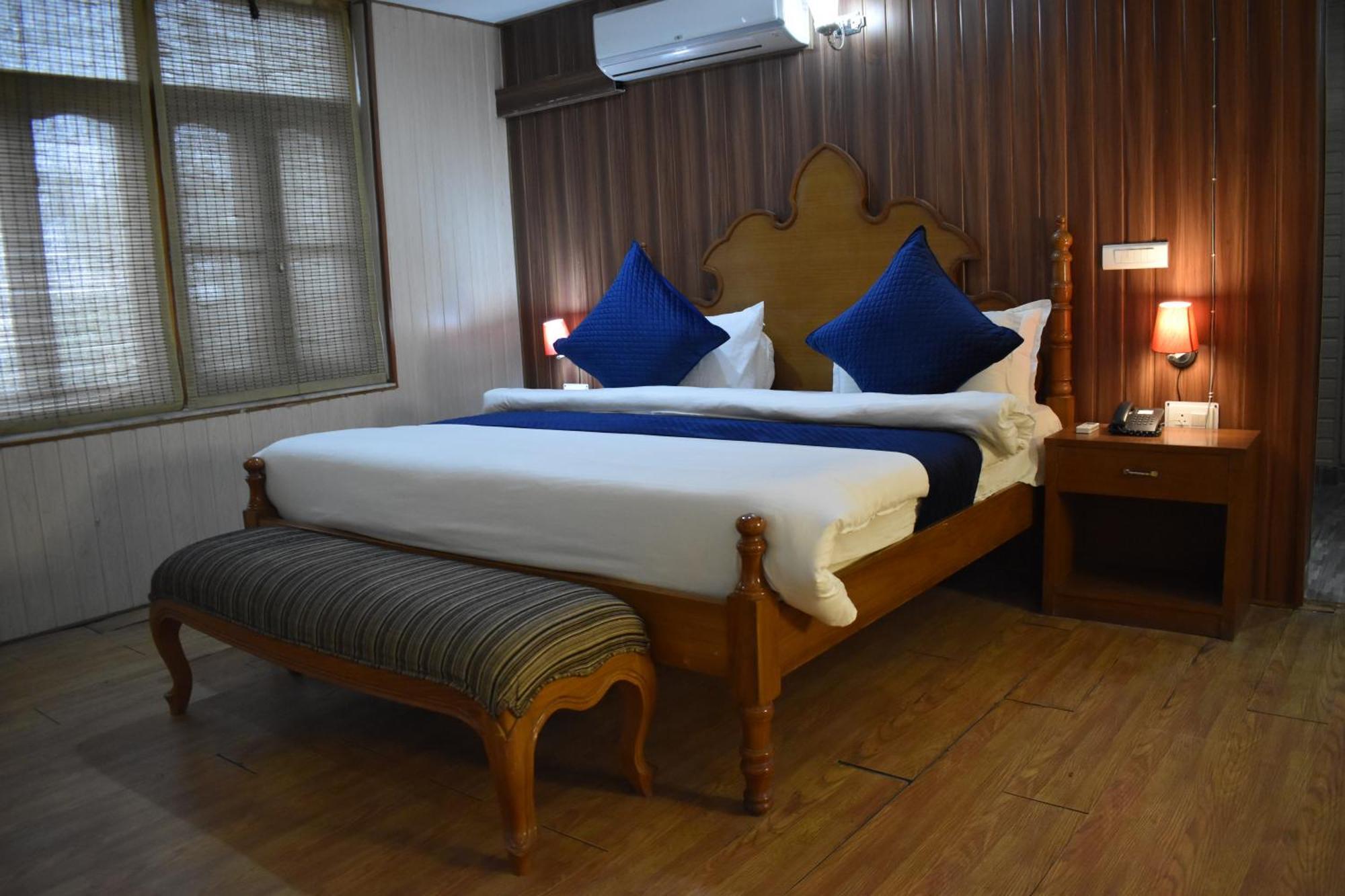 Hotel Padmini Palace Rāni Pokhri Exteriér fotografie