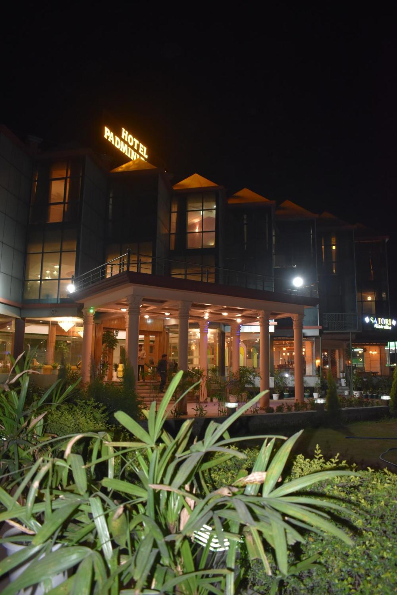Hotel Padmini Palace Rāni Pokhri Exteriér fotografie