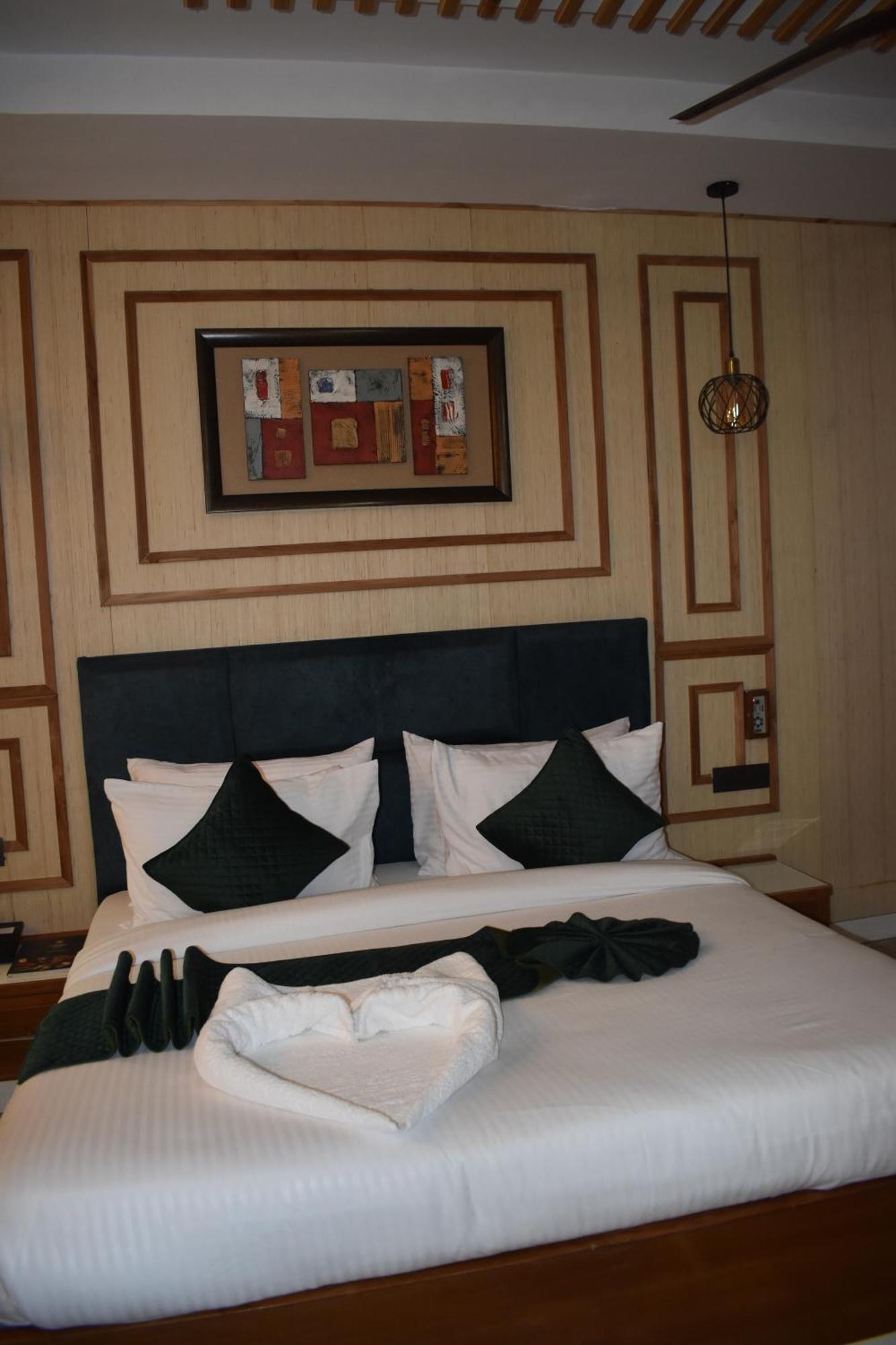 Hotel Padmini Palace Rāni Pokhri Exteriér fotografie