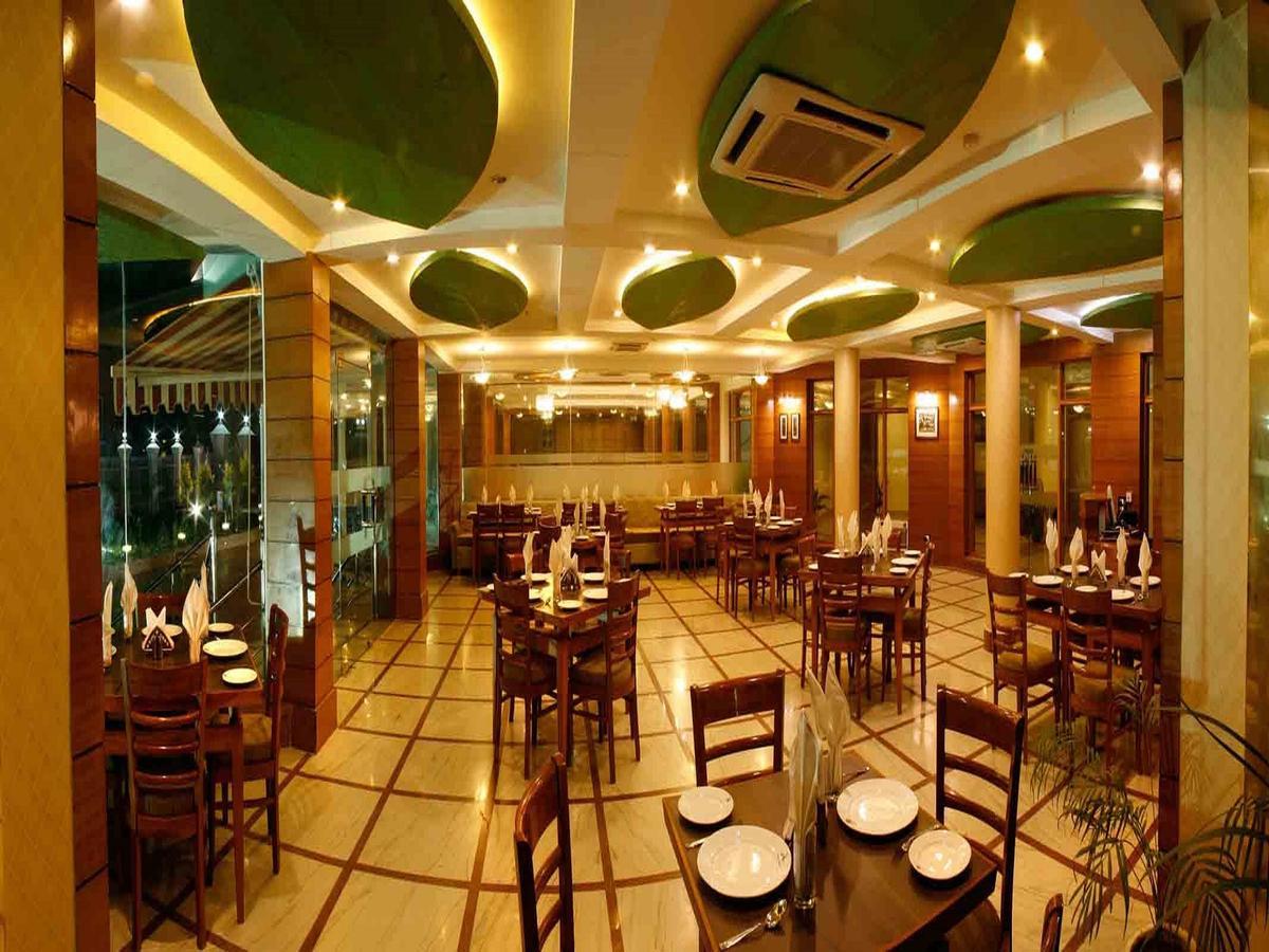 Hotel Padmini Palace Rāni Pokhri Exteriér fotografie